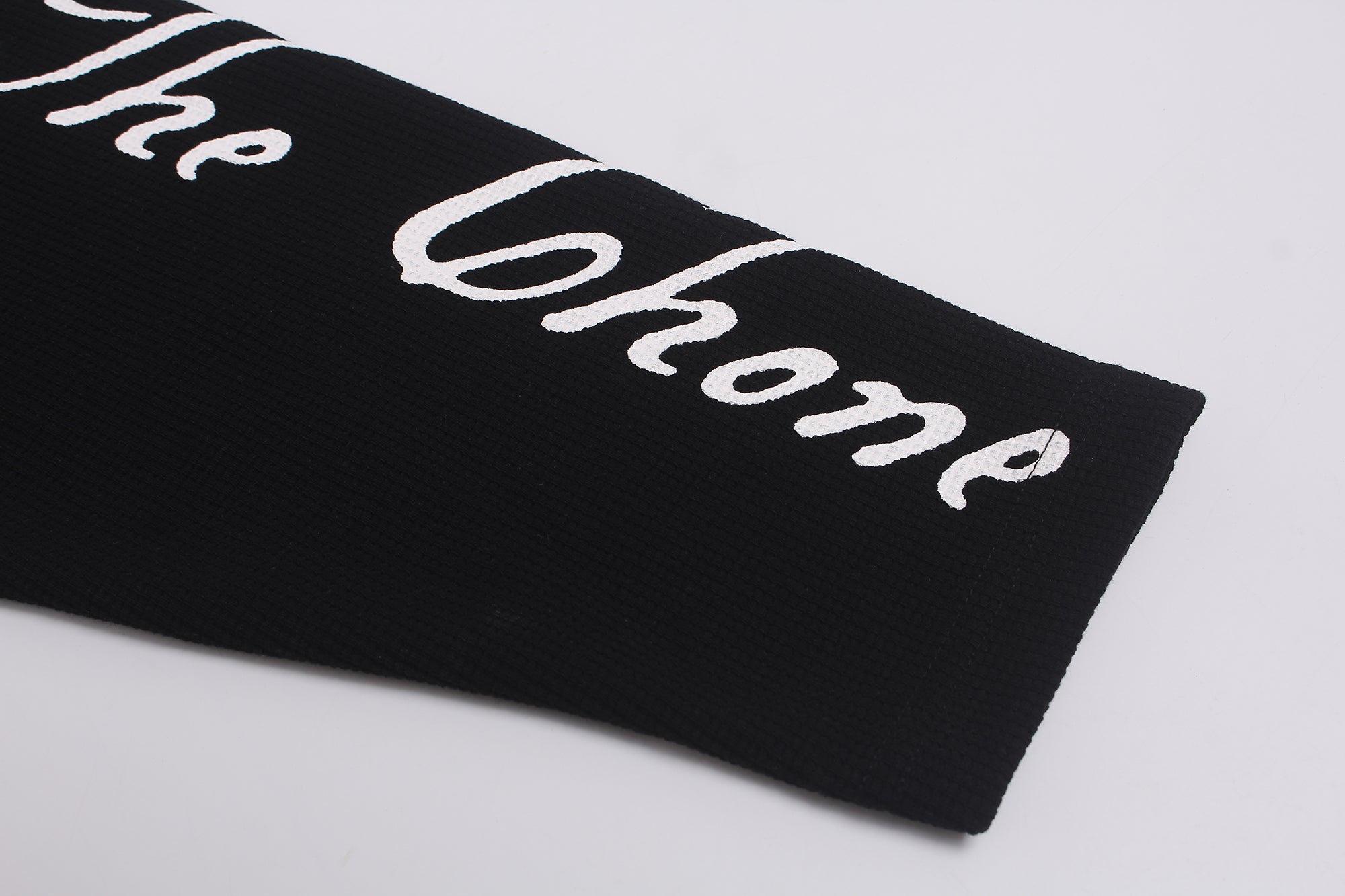 DONOTLOGO Urban Streetwear Collection | Unisex Relaxed Silhouette Tee | Bold NYC Motif & Soft Waffle Knit Fabric
