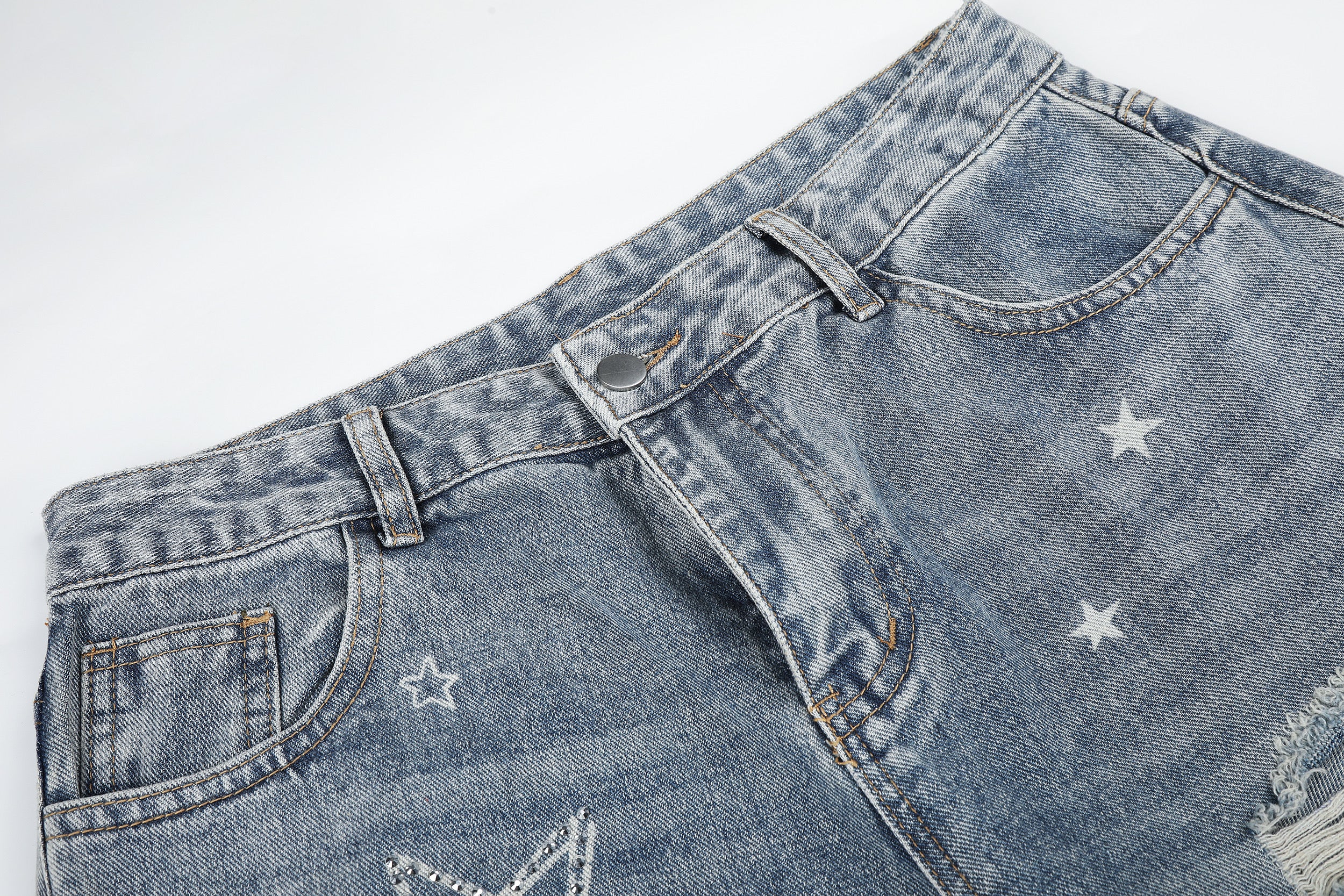 DONOTLOGO Urban Edge Collection | Unisex Relaxed Fit Denim Jeans | Bold Star Embroidery & Ripped Wash Finish with Classic Cotton Denim Fabric