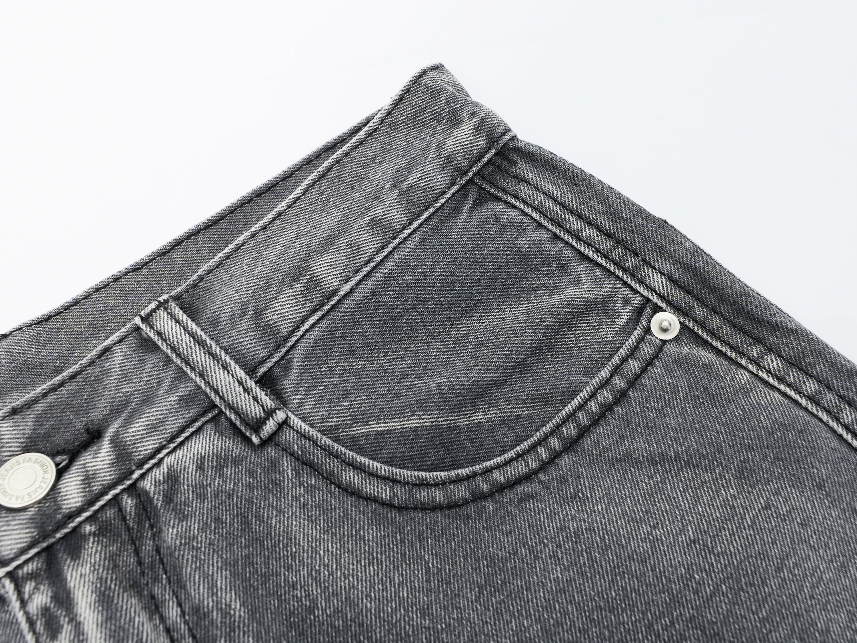 DONOTLOGO Oversized Grey Wash Denim Jeans - Unisex Baggy Trousers with Asymmetrical Seam Design - Edgy Streetwear Bottom with Wide Leg Silhouette & Raw Hem