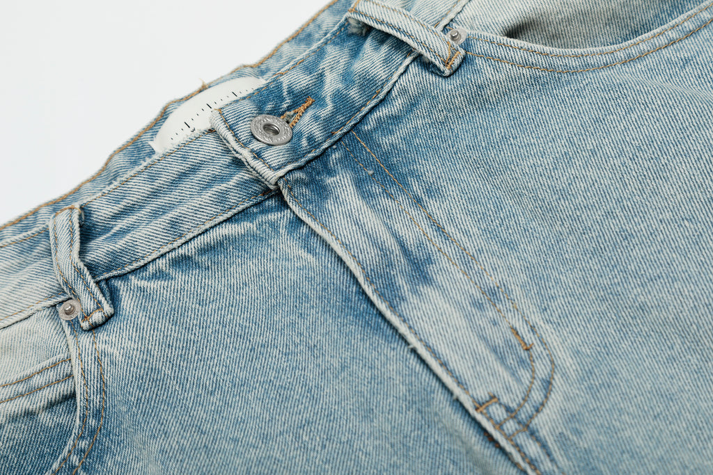 DONOTLOGO Urban Heritage Collection | Unisex Oversized Cropped Denim | Retro Aesthetic High-Rise Wide-Leg Bottoms with Authentic Fade Detail