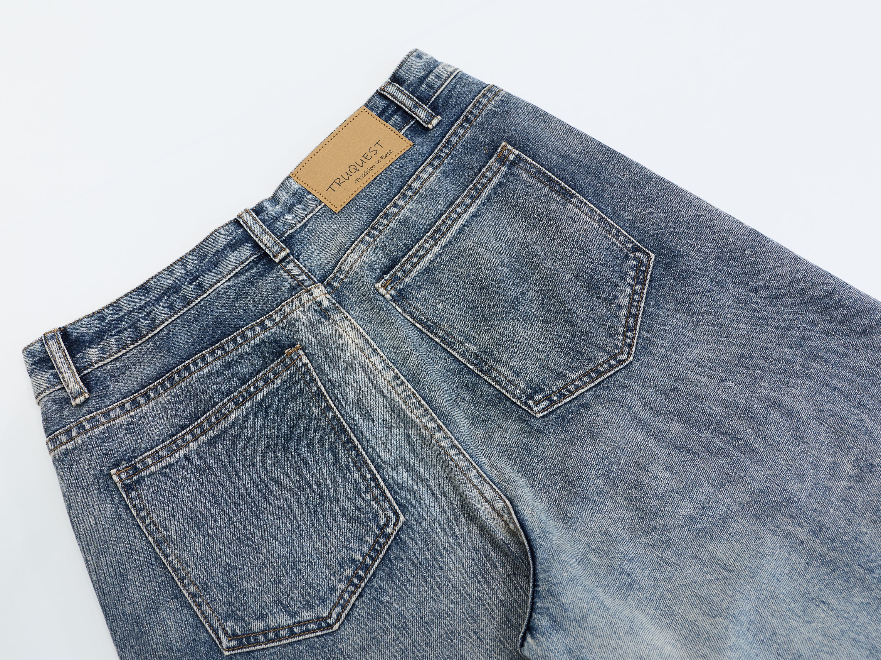 DONOTLOGO Oversized Vintage Washed Denim Jeans - Unisex Baggy Trousers with Distressed Fade - Edgy Streetwear Bottom with Wide Leg Silhouette & Raw Hem