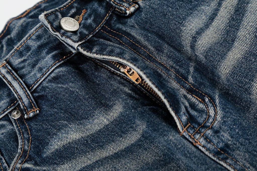 DONOTLOGO Urban Heritage Collection | Unisex Oversized Cat Whisker Ripped Denim | Retro Aesthetic High-Rise Wide-Leg Bottoms with Authentic Fade Detail