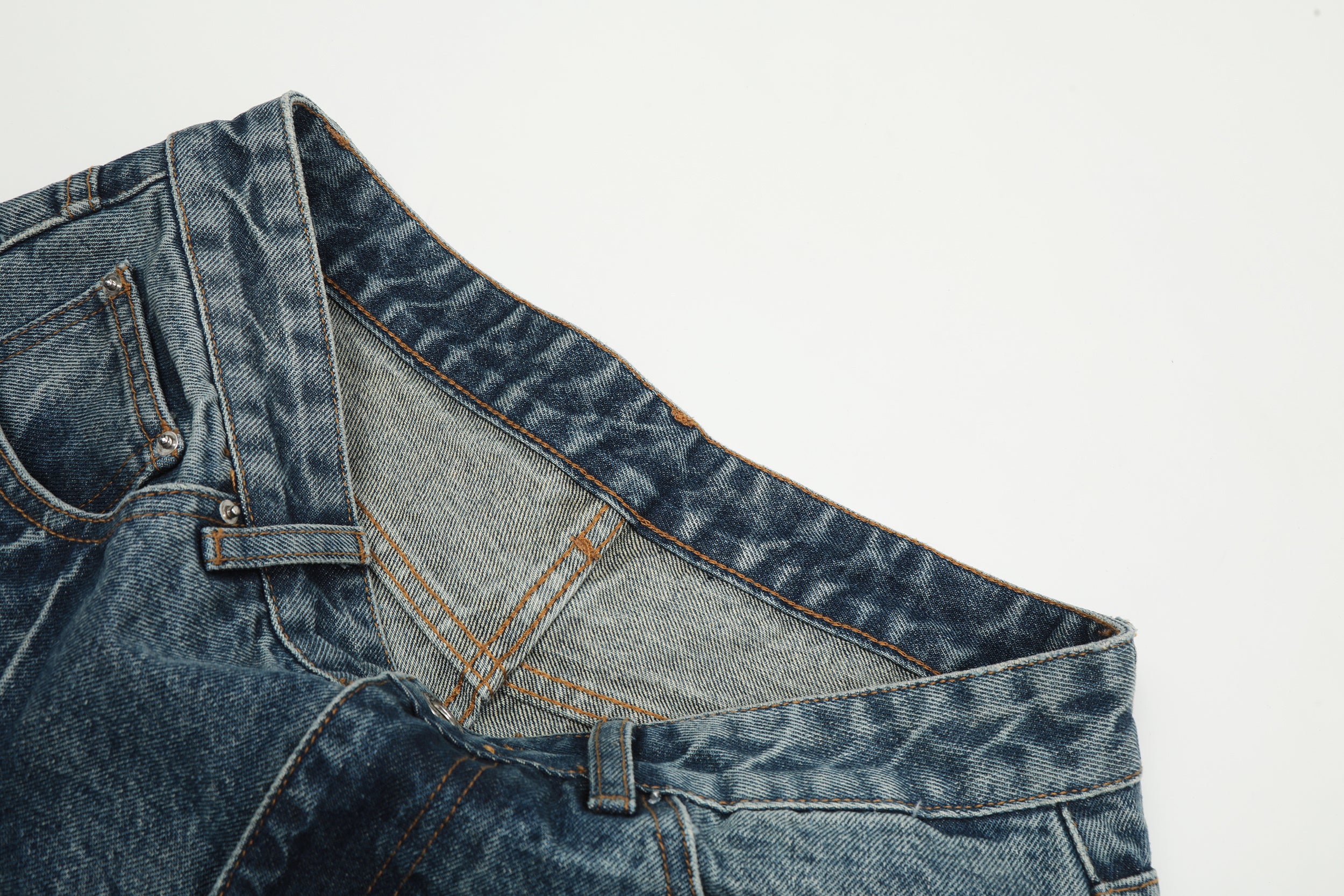 DONOTLOGO Sun-Faded Baggy Denim Jorts - Unisex Vintage Washed Streetwear Shorts - Edgy Oversized Bottom with Raw Hem & Distressed Pockets