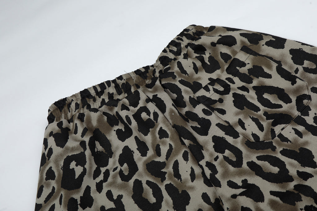 DONOTLOGO Urban Streetwear Collection | Unisex Relaxed Fit Sweatpants | Bold Leopard Motif & High-Waist Silhouette with Breathable Cotton Blend